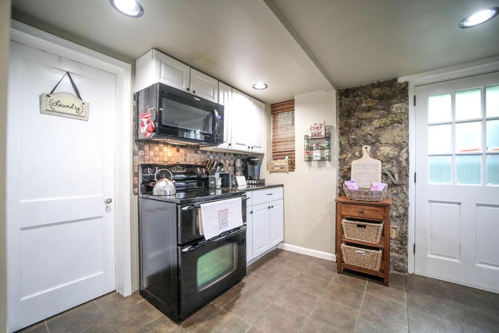 Photo of Kitchen in Lyndhurst