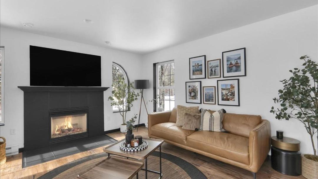 Photo of Livingroom in Pocono Summit