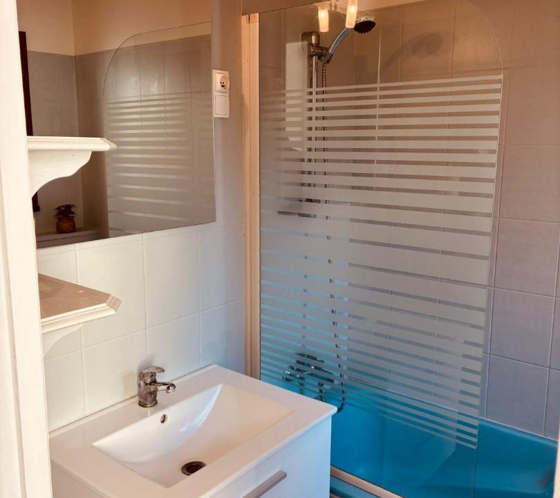 Photo of Bathroom in Levroux