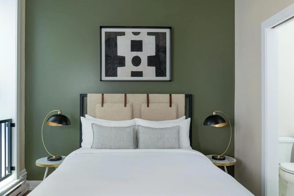 Photo of Bedroom in The Loop
