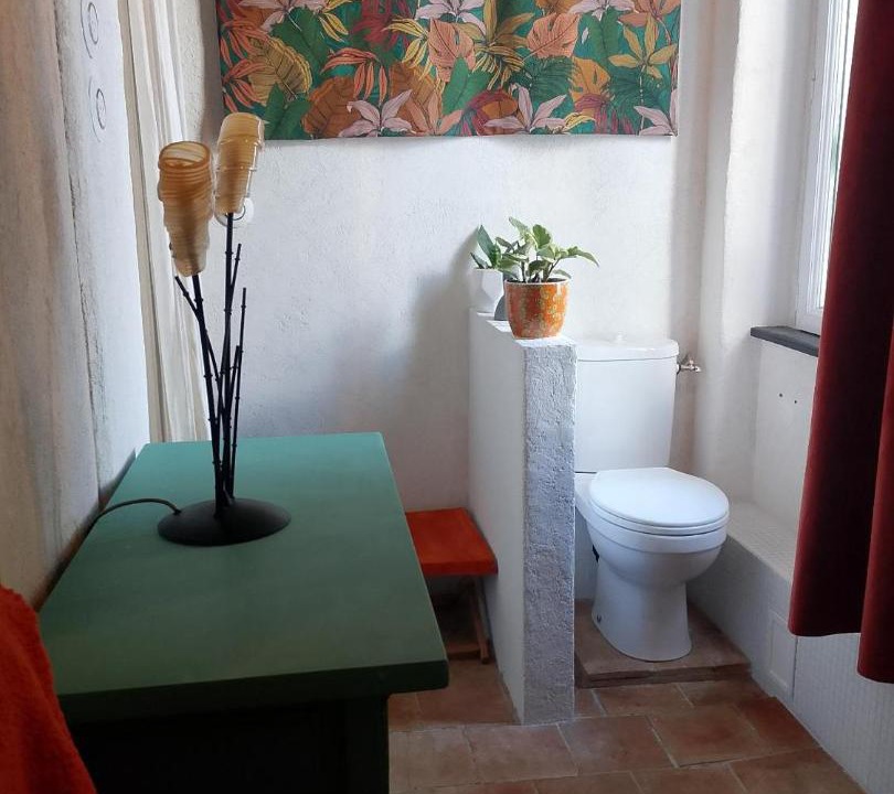 Photo of Bathroom in Souligne-sous-Ballon