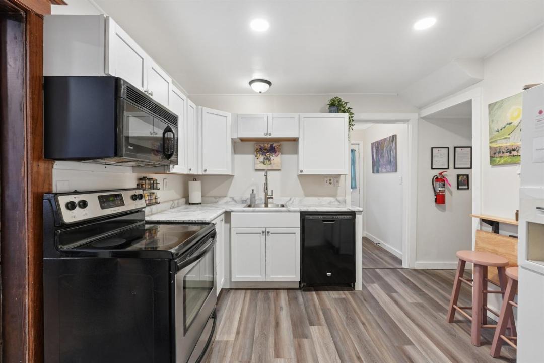 Photo of Kitchen in South Como