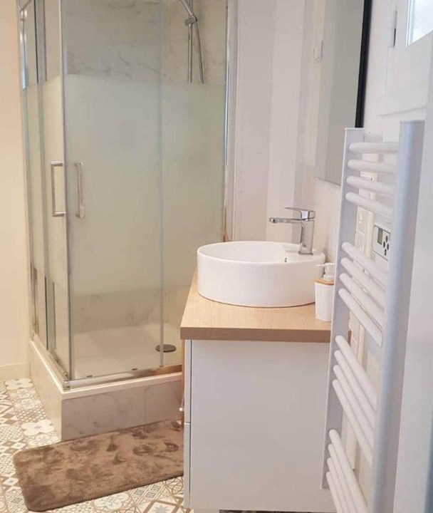 Photo of Bathroom in Vitre