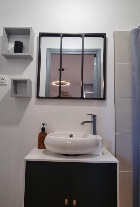 Photo of Bathroom in Anzin