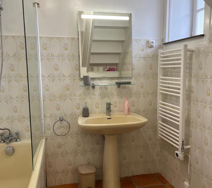Photo of Bathroom in Mesnac