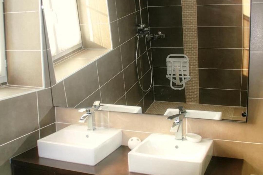 Photo of Bathroom in Rille