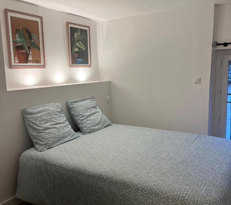 Photo of Bedroom in Roquemaure