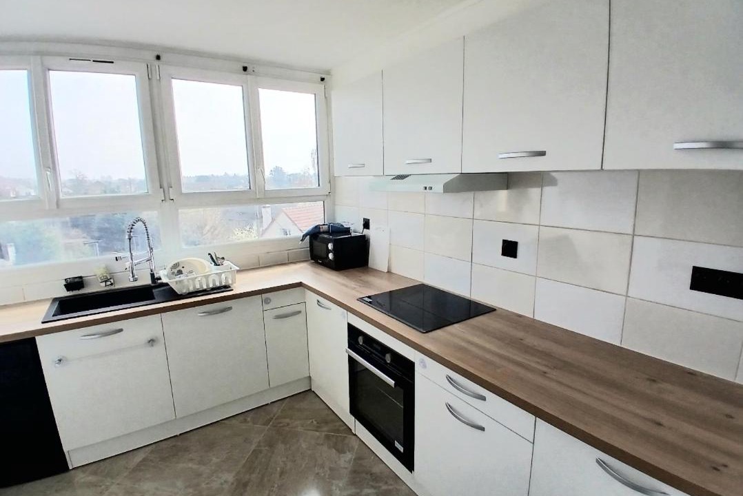 Photo of Kitchen in Sainte-Genevieve-des-Bois