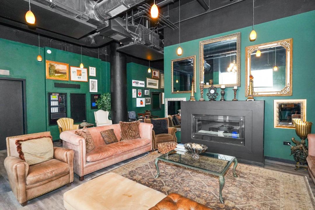 Photo of Livingroom in Near South Side