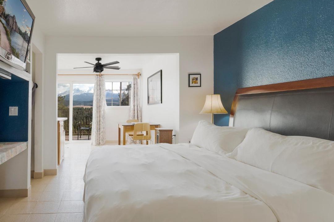 Photo of Bedroom in Woodland Park