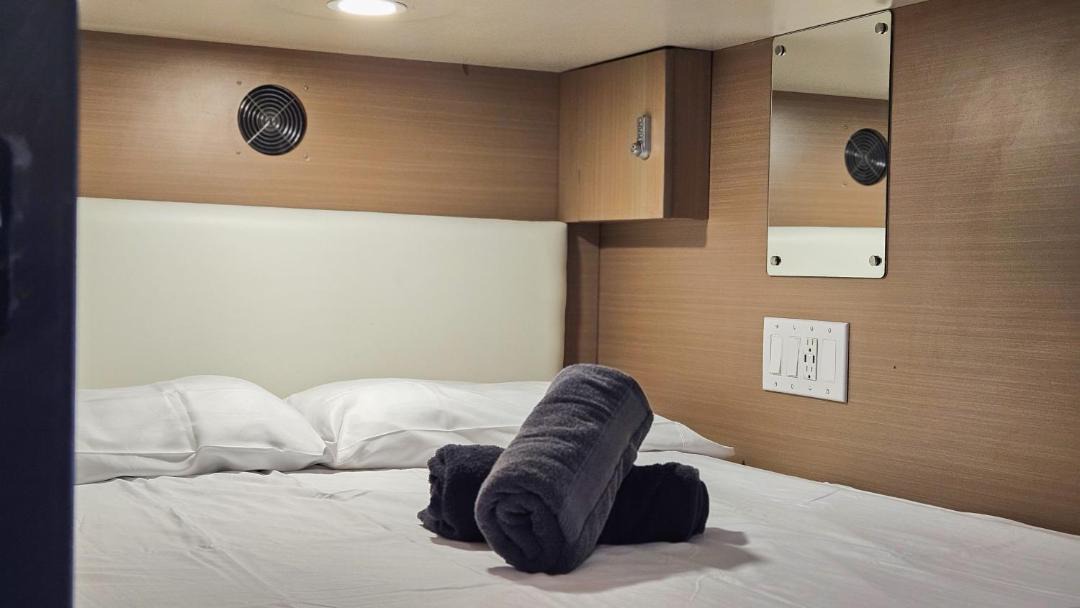 Photo of Bedroom in Northridge