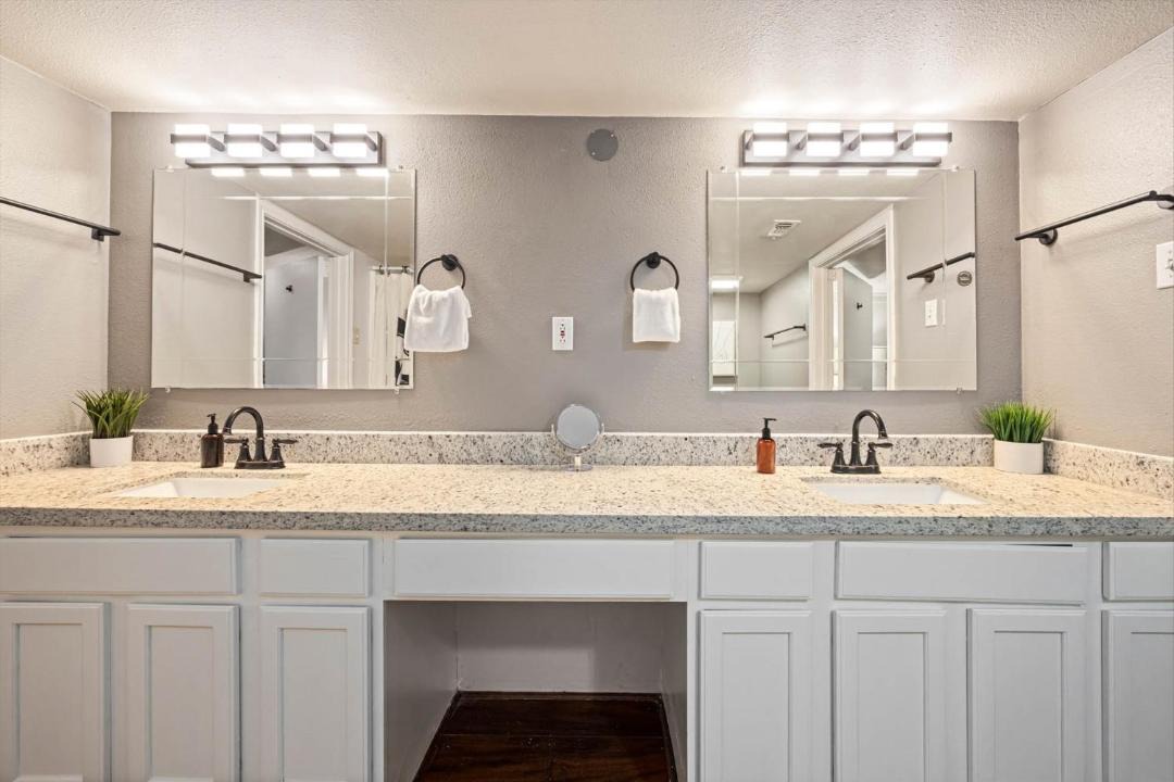 Photo of Bathroom in Galveston