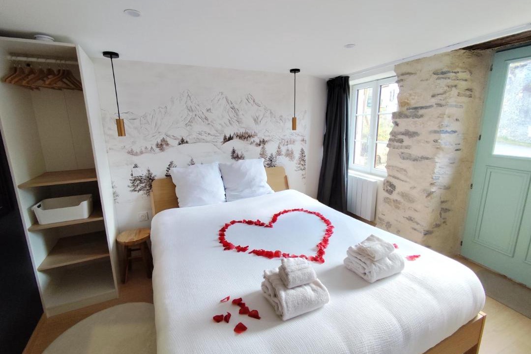Photo of Bedroom in Saint-Maximin