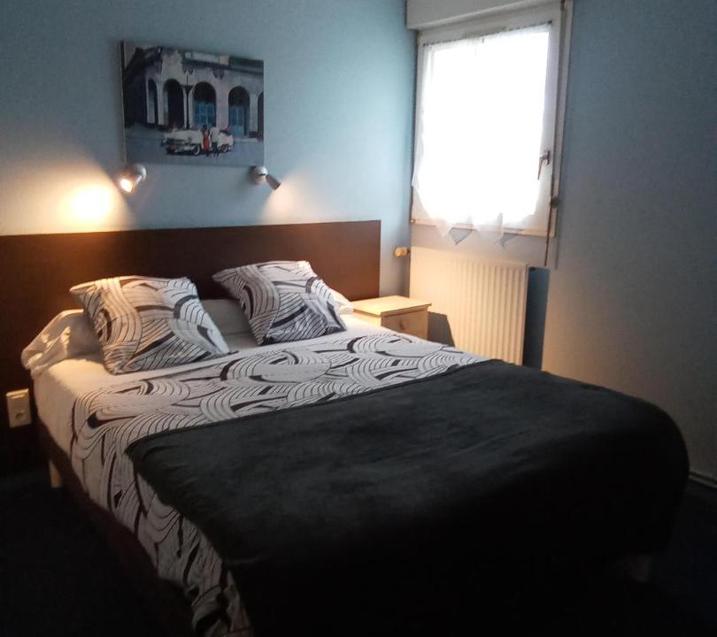 Photo of Bedroom in Barbezieux-Saint-Hilaire