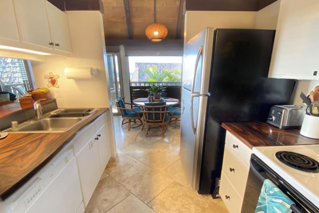 Photo of Kitchen in Punaluu