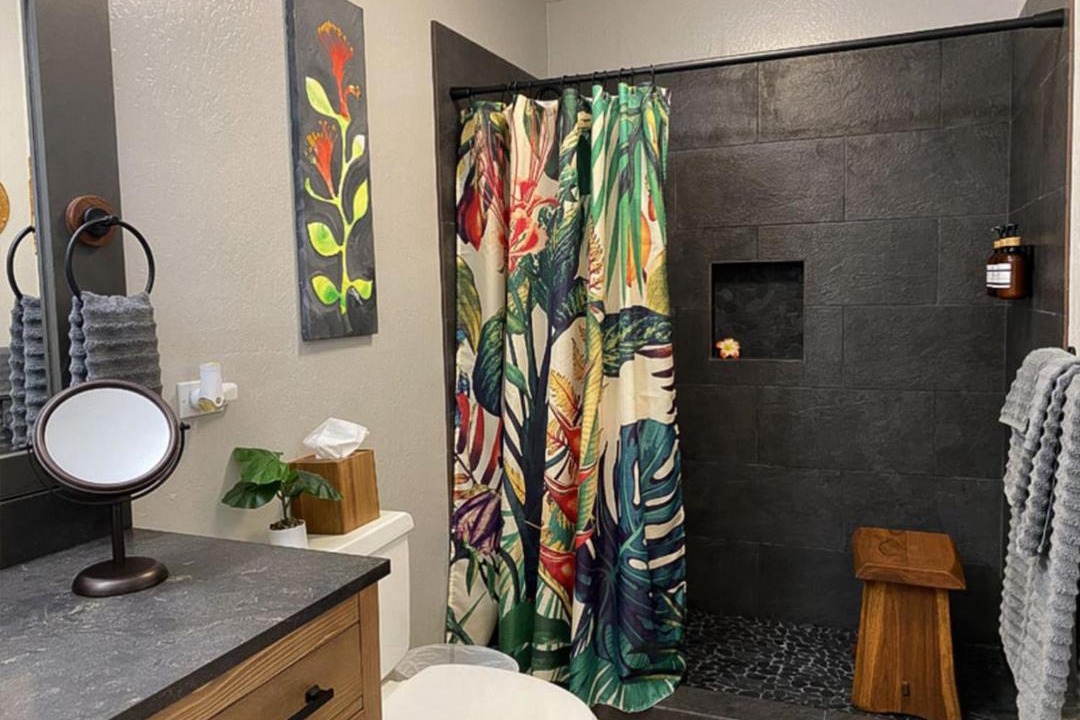 Photo of Bathroom in Punaluu