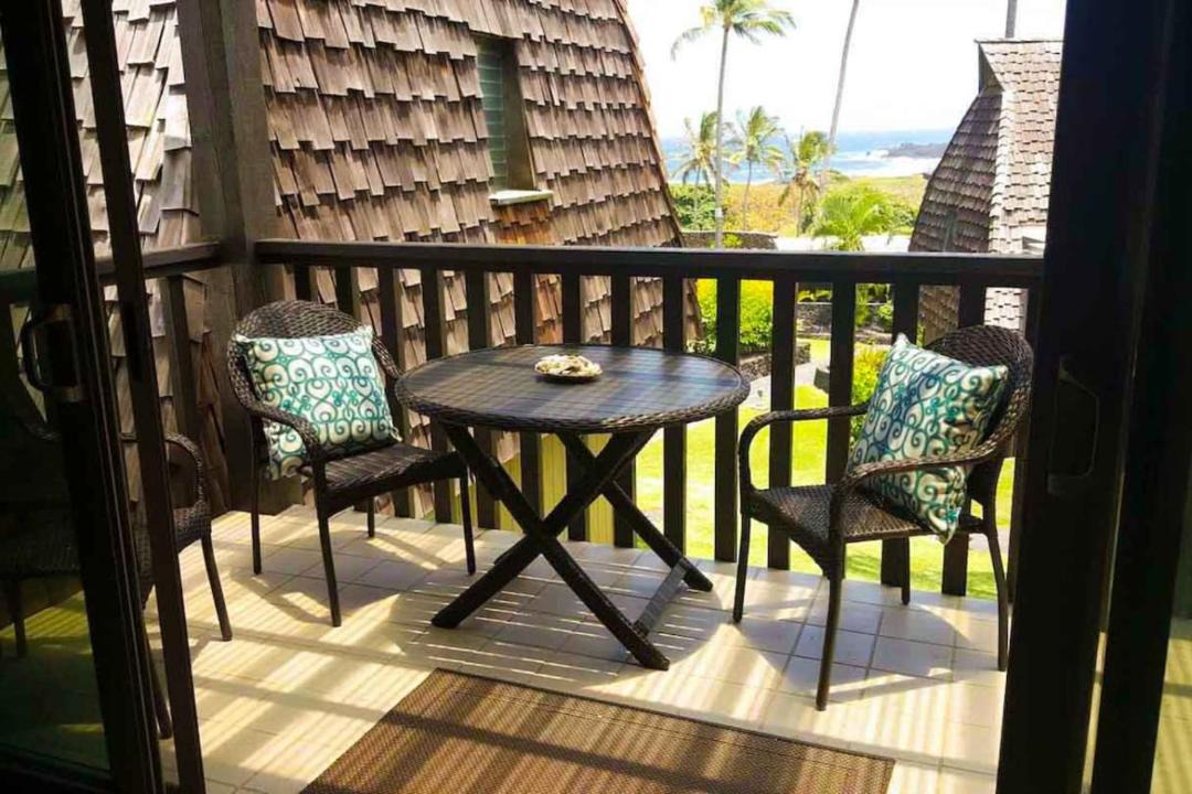 Photo of Patio Balcony in Punaluu