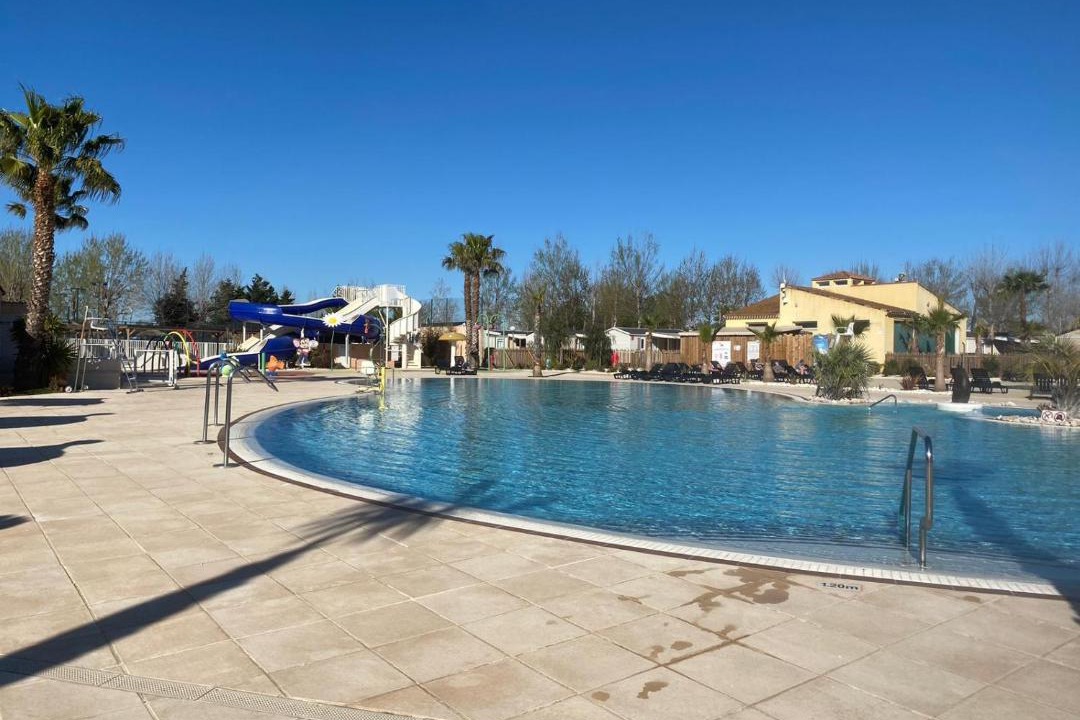 Photo of Others in Serignan