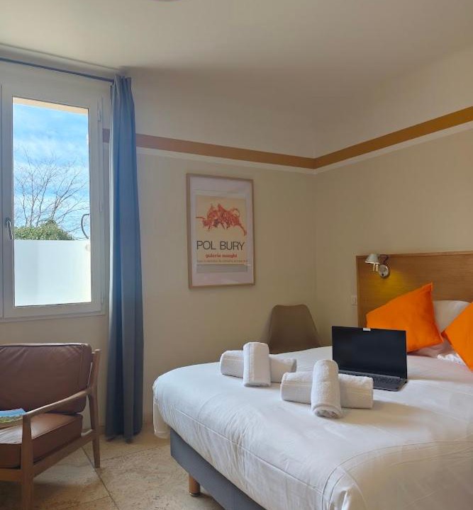 Photo of Bedroom in Roussillon