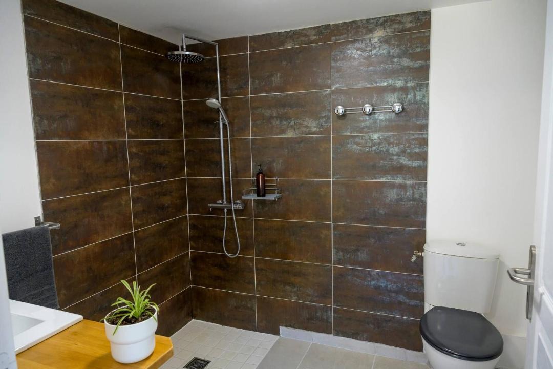 Photo of Bathroom in Montenay