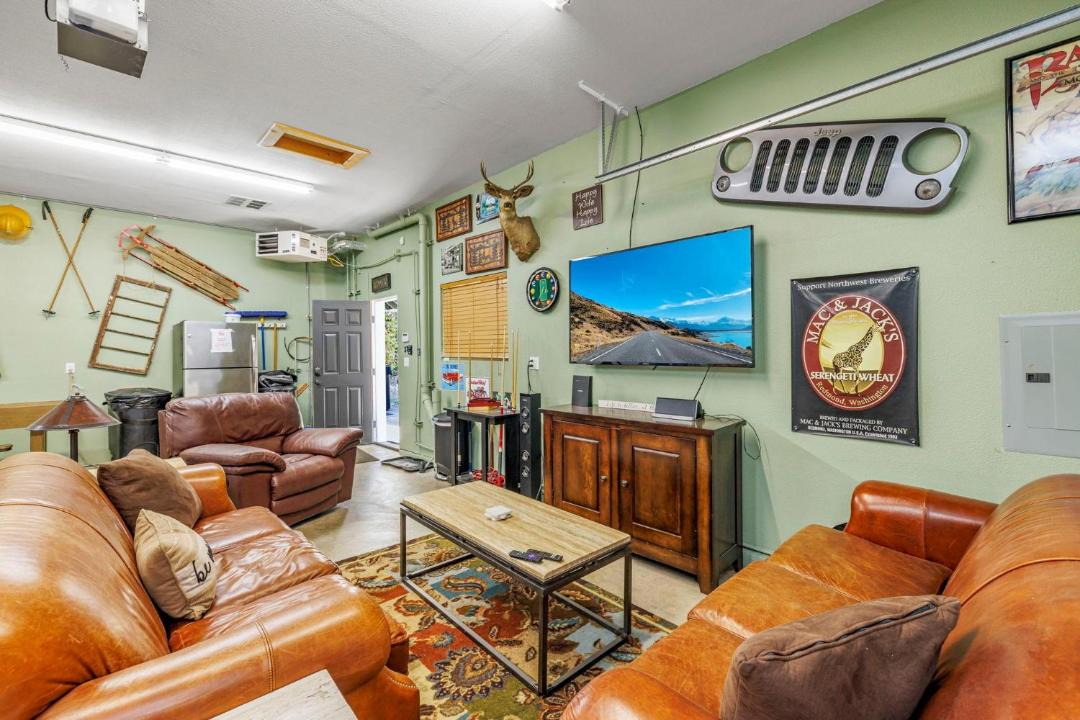 Photo of Livingroom in Cle Elum