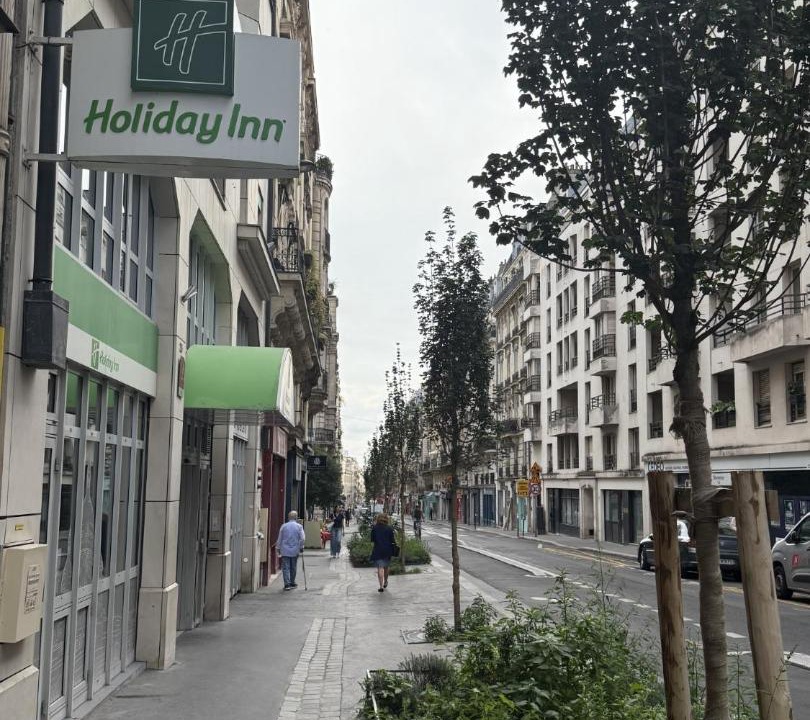 Photo of Others in Quartier des Grandes-Carrieres