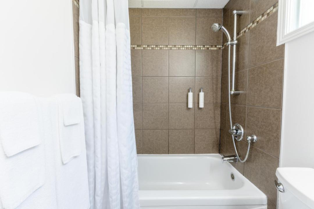 Photo of Bathroom in Perce