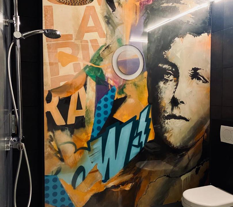 Photo of Bathroom in Charleville-Mezieres
