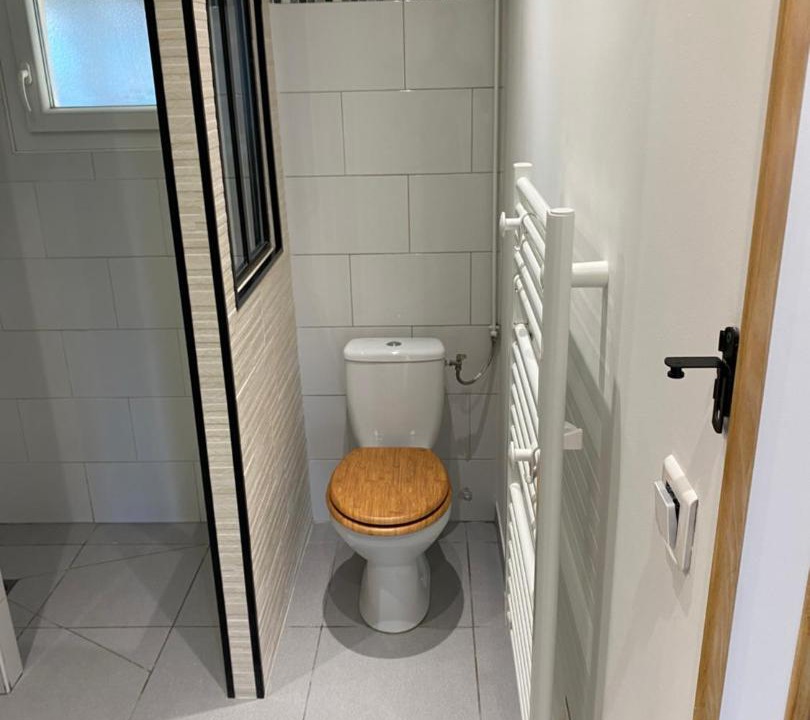 Photo of Bathroom in Pende