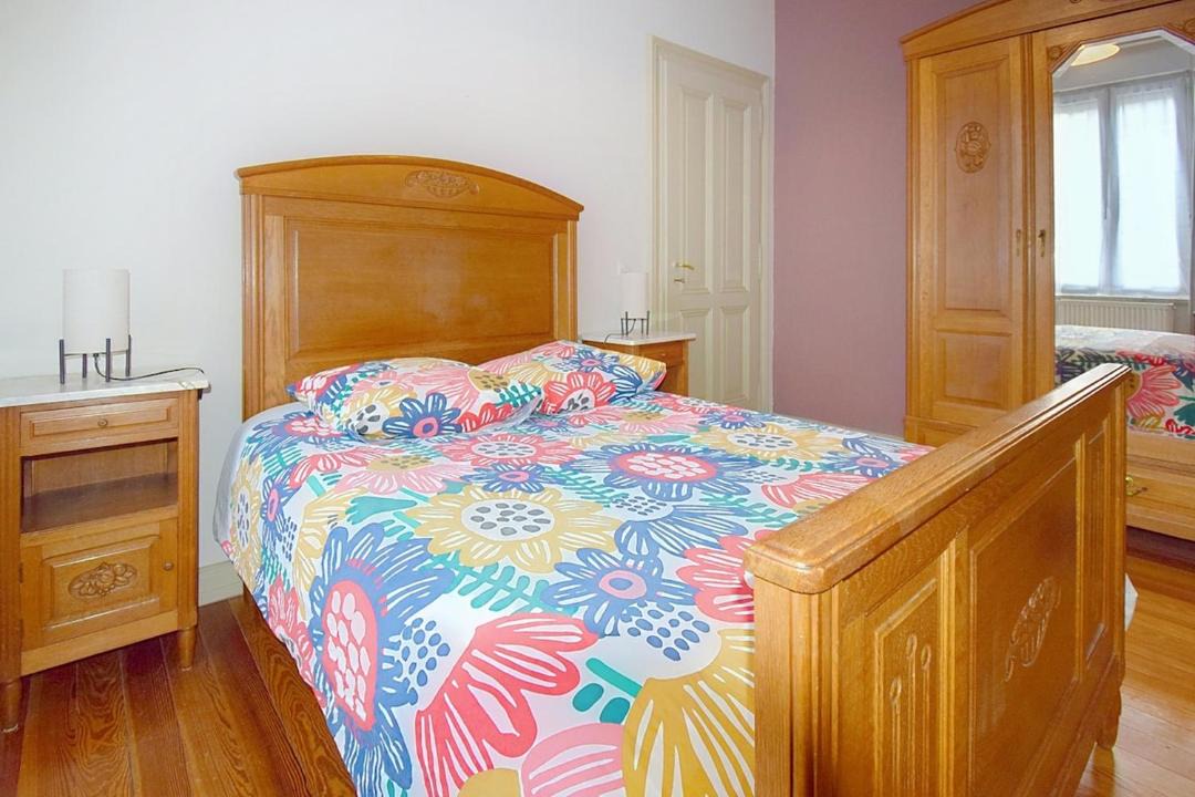 Photo of Bedroom in Audun-le-Tiche