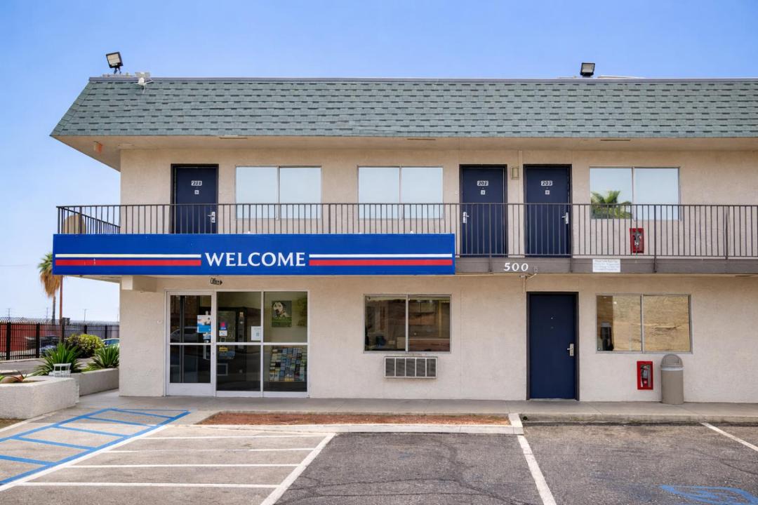 Photo of Others in Blythe