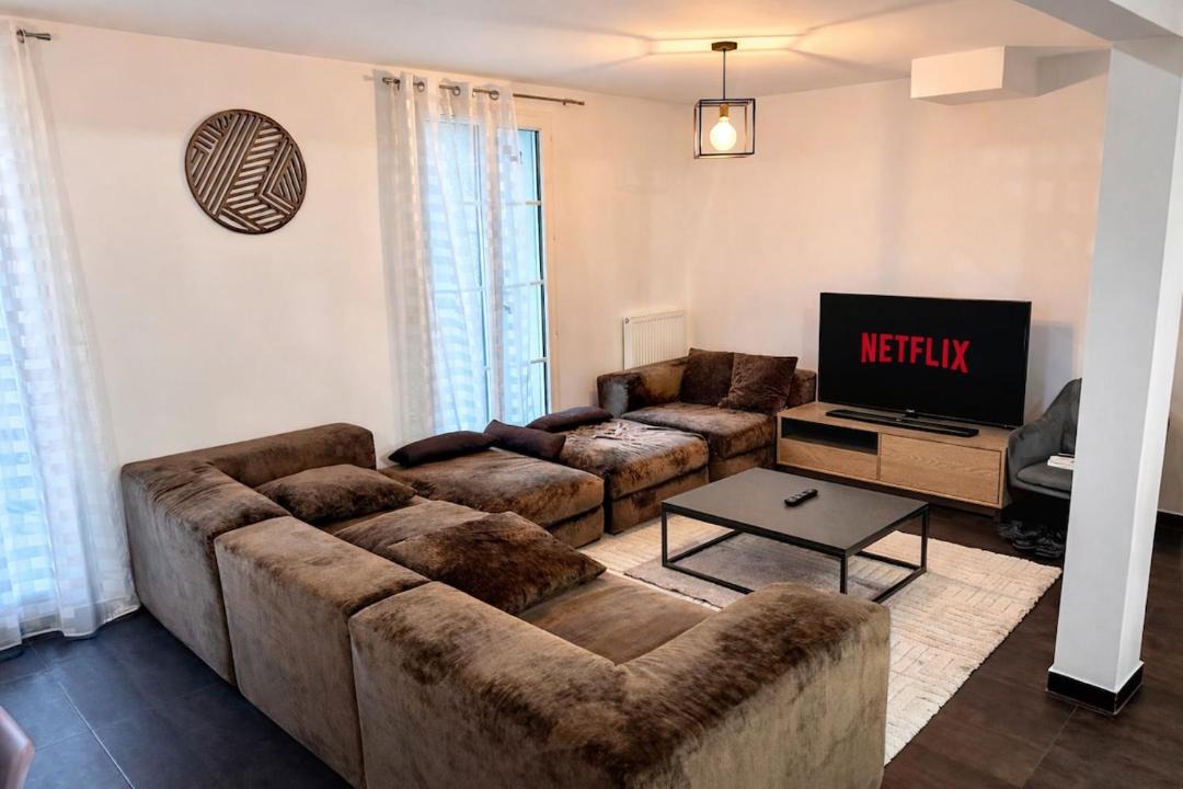 Photo of Livingroom in Magny-le-Hongre