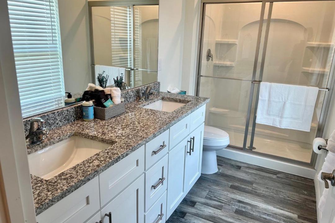 Photo of Bathroom in Diplomat