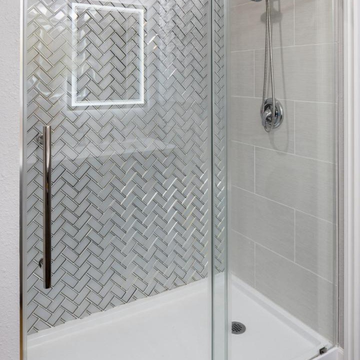 Photo of Bathroom in Jennings Lodge