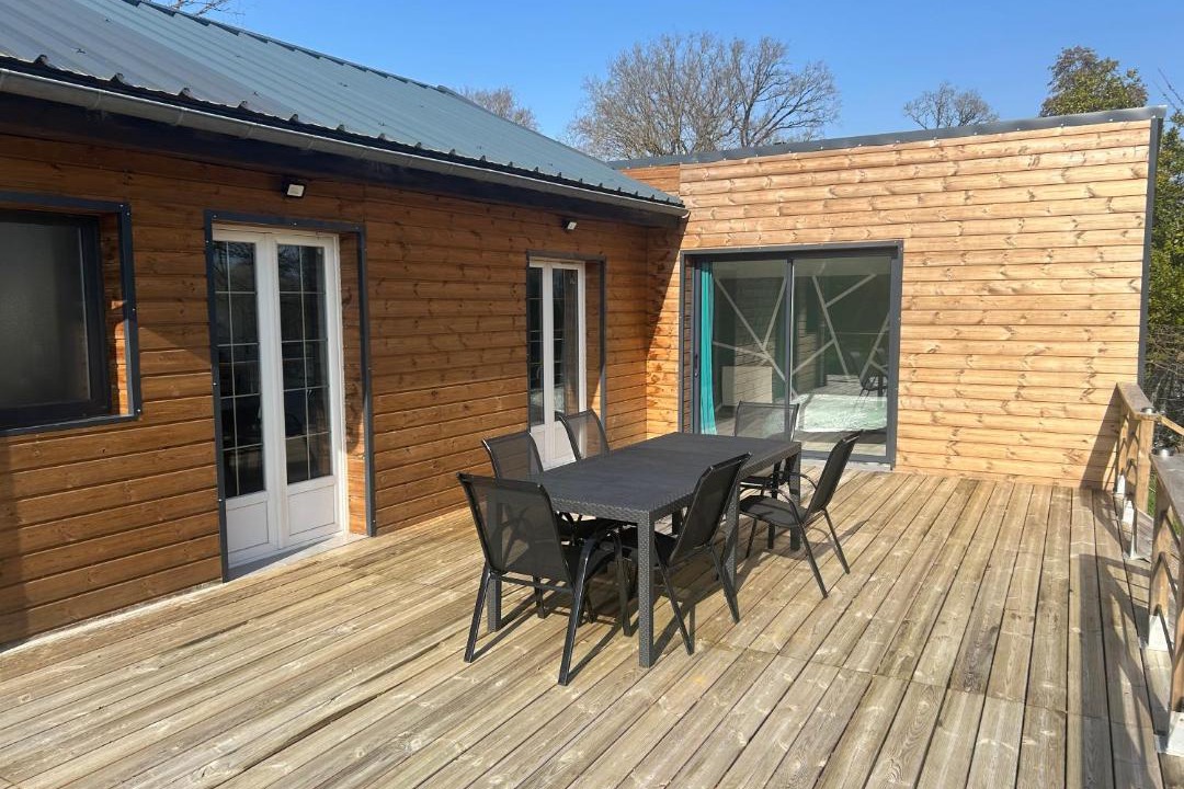 Photo of Others in Diges