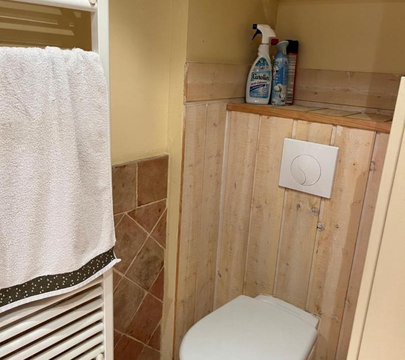 Photo of Bathroom in Monts