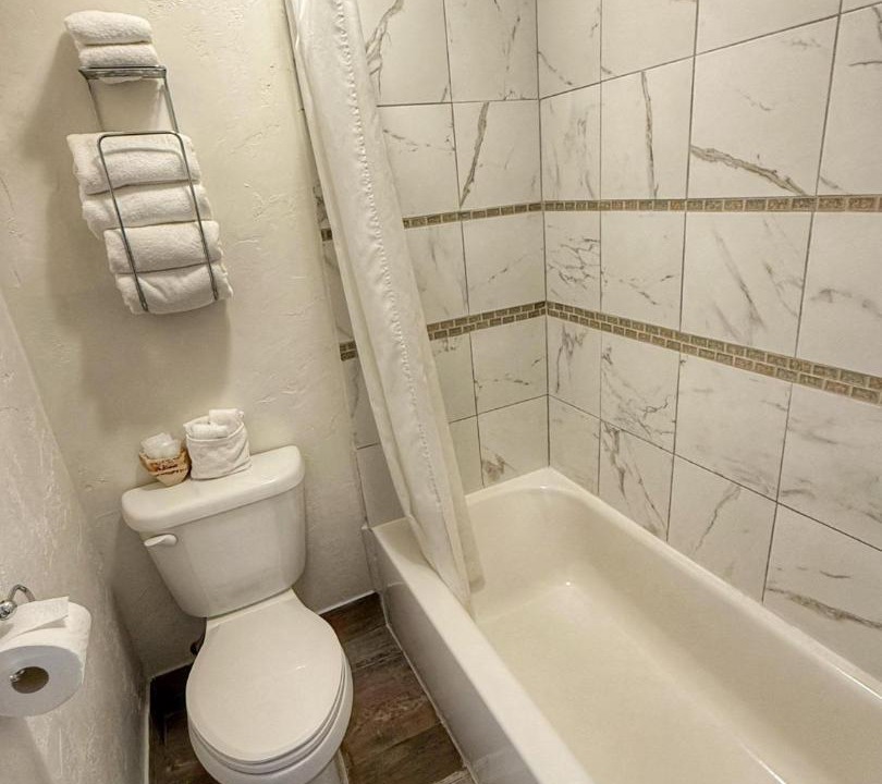 Photo of Bathroom in Bluff