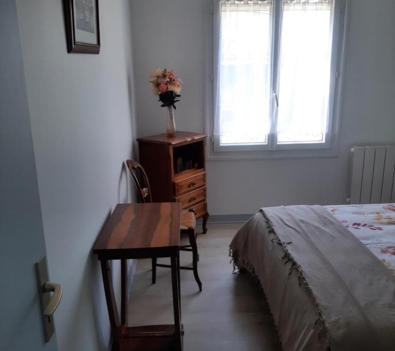 Photo of Bedroom in Neuville-de-Poitou