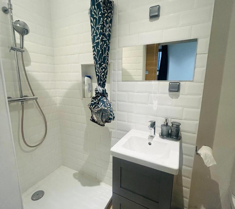 Photo of Bathroom in 16th Arrondissement