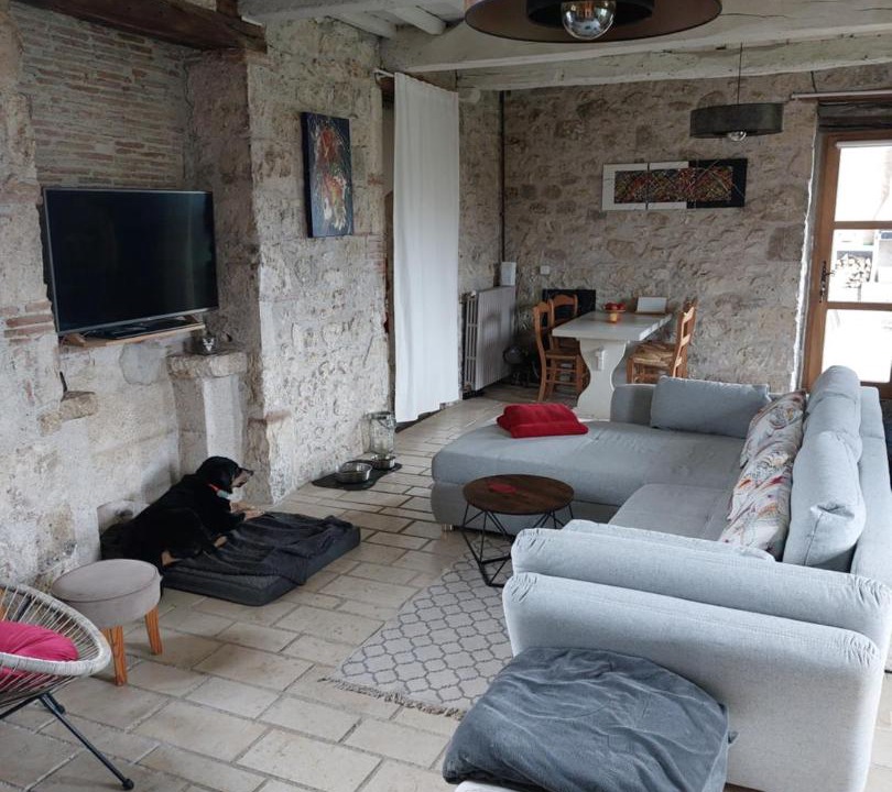 Photo of Livingroom in Lacour