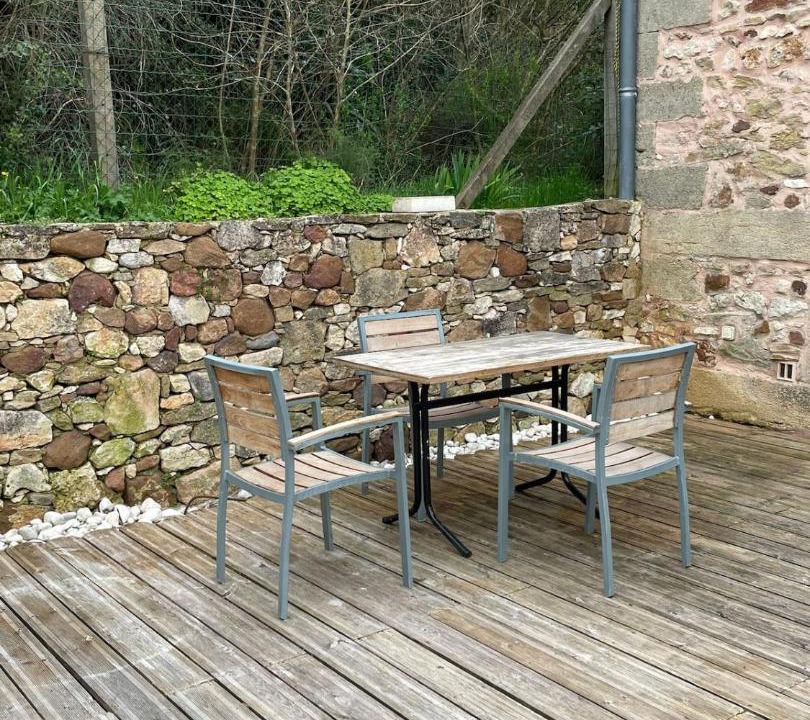 Photo of Others in Saint-Hippolyte-de-Montaigu