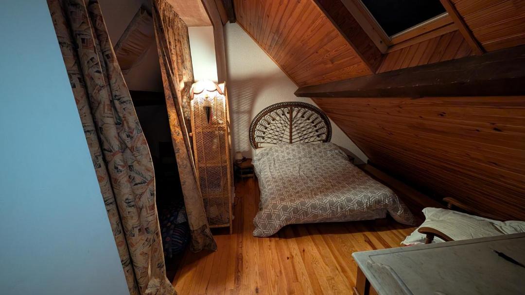 Photo of Bedroom in Esquieze-Sere