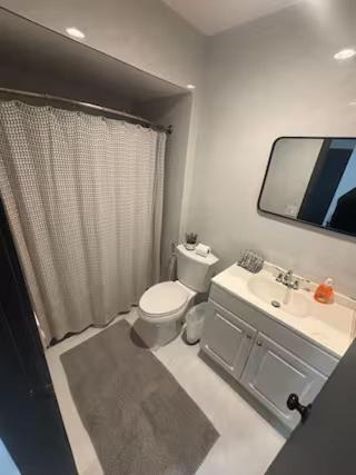 Photo of Bathroom in Sandalfoot Cove