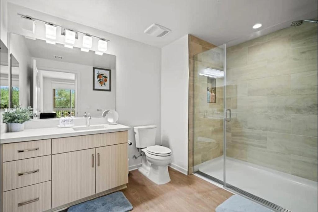 Photo of Bathroom in Lake Forest
