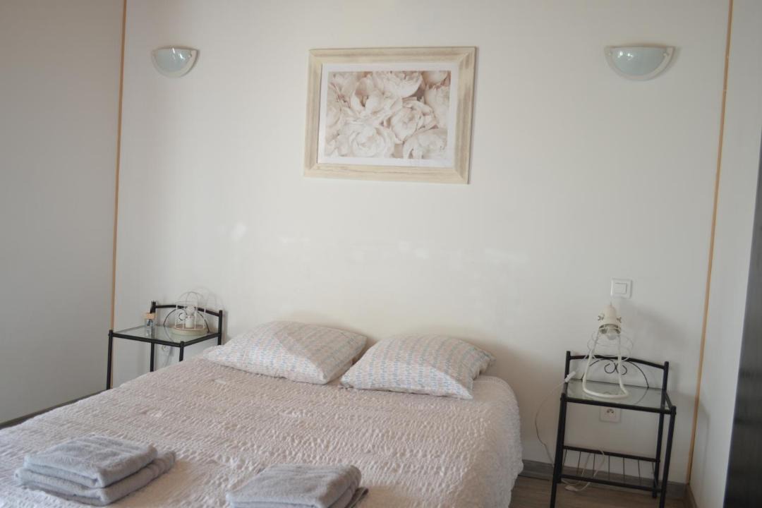 Photo of Bedroom in Alzonne