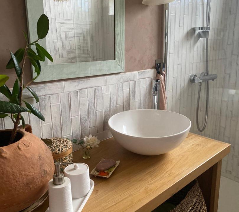 Photo of Bathroom in Alba-la-Romaine