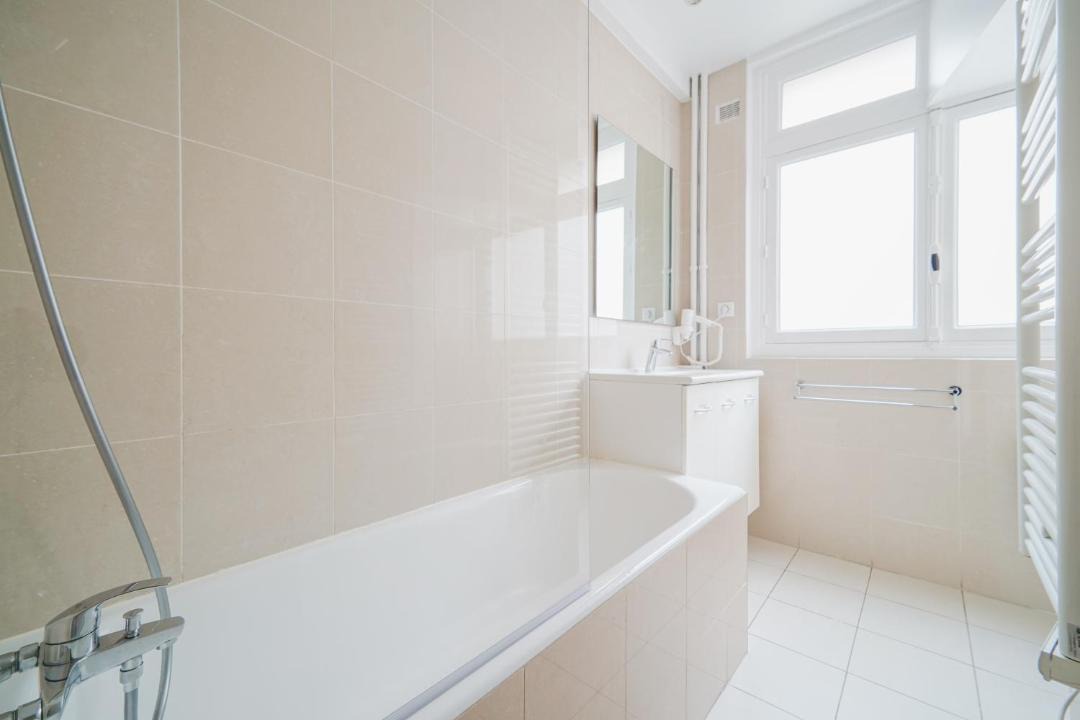 Photo of Bathroom in Neuilly-sur-Seine