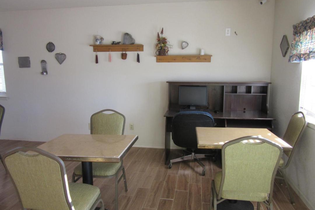 Photo of Livingroom in Baird