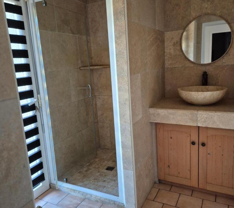 Photo of Bathroom in Arx