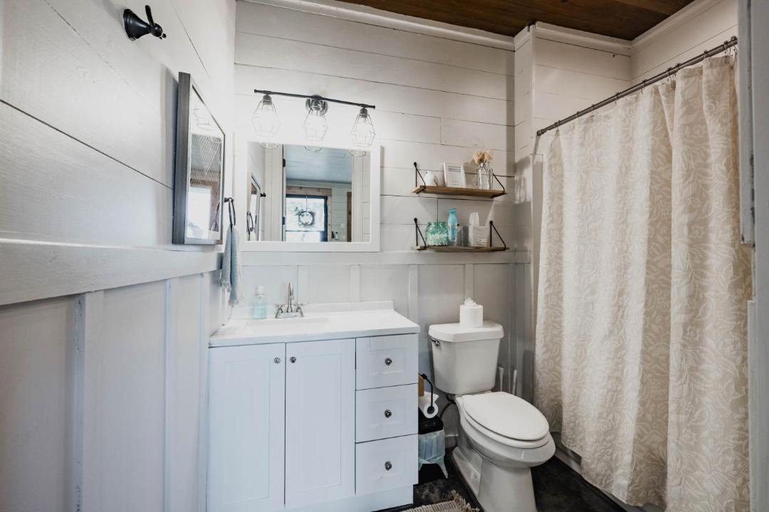 Photo of Bathroom in Spring Branch